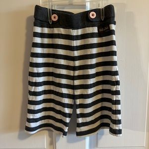 Matilda Jane size 2 capris